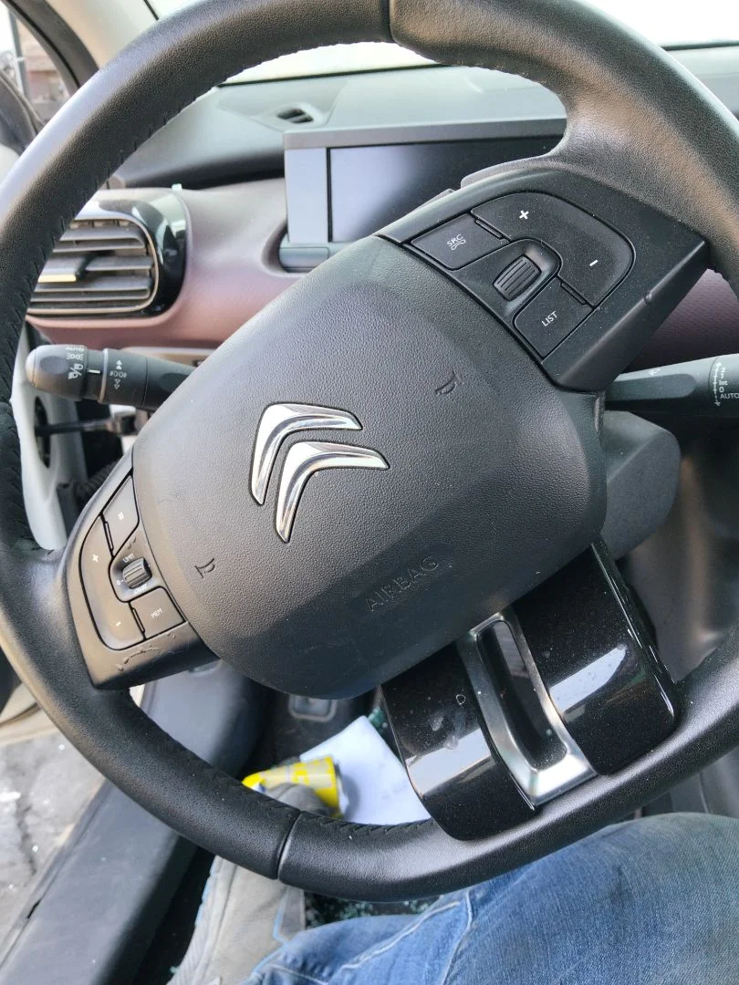 Foto de AIRBAG DELANTERO IZQUIERDO CITROEN C4 CACTUS 1.2 12V VTi (82 CV / 60 KW)