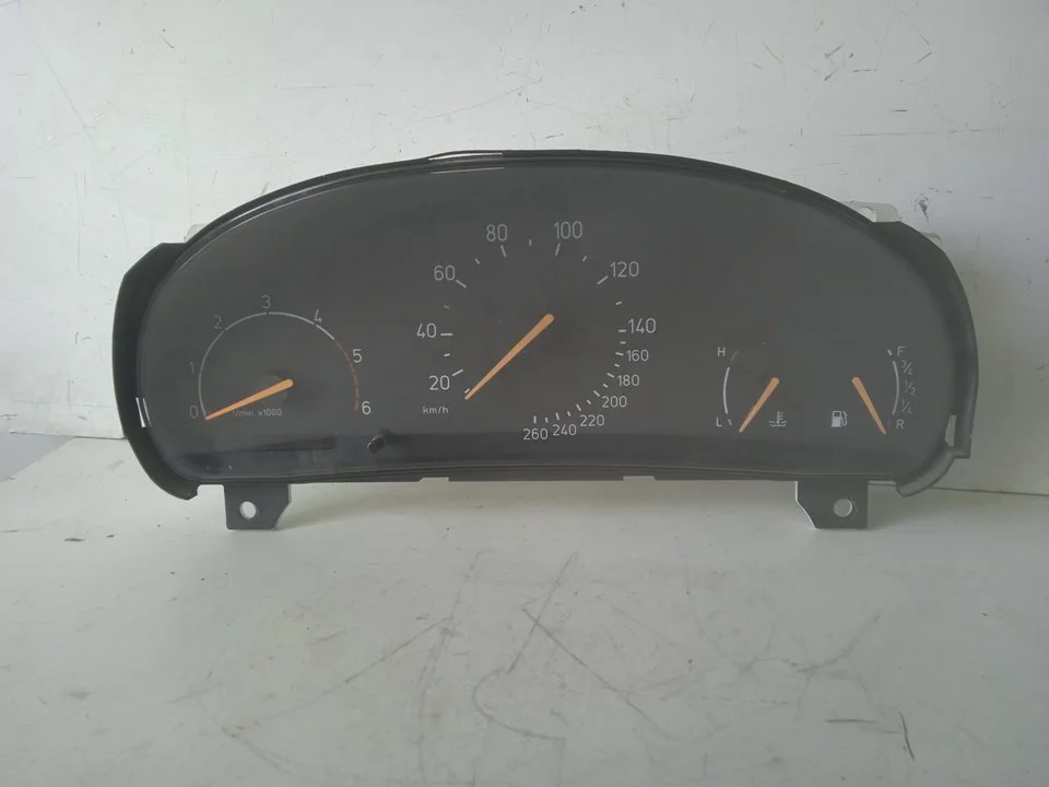 Foto de CUADRO INSTRUMENTOS SAAB 9-5 BERLINA 3.0 V6 TiD CAT (175 CV / 129 KW) referencia 5373899