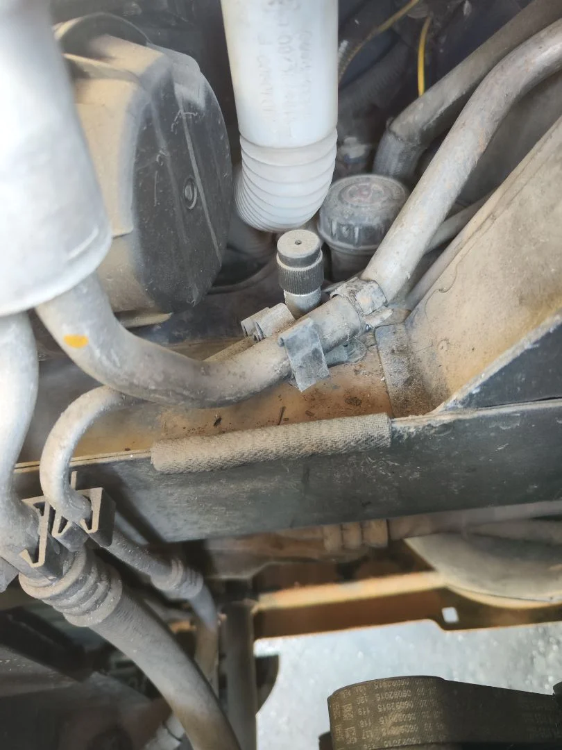 Foto de TUBOS AIRE ACONDICIONADO PEUGEOT 307 (S1)(04.2001) 1.6 16V CAT (109 CV / 80 KW) referencia 6460CF