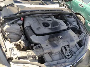 Foto de DEPOSITO LIMPIA BMW SERIE 1 BERLINA (E81/E87) 2.0 16V Diesel CAT (122 CV / 90 KW) referencia 61677238667