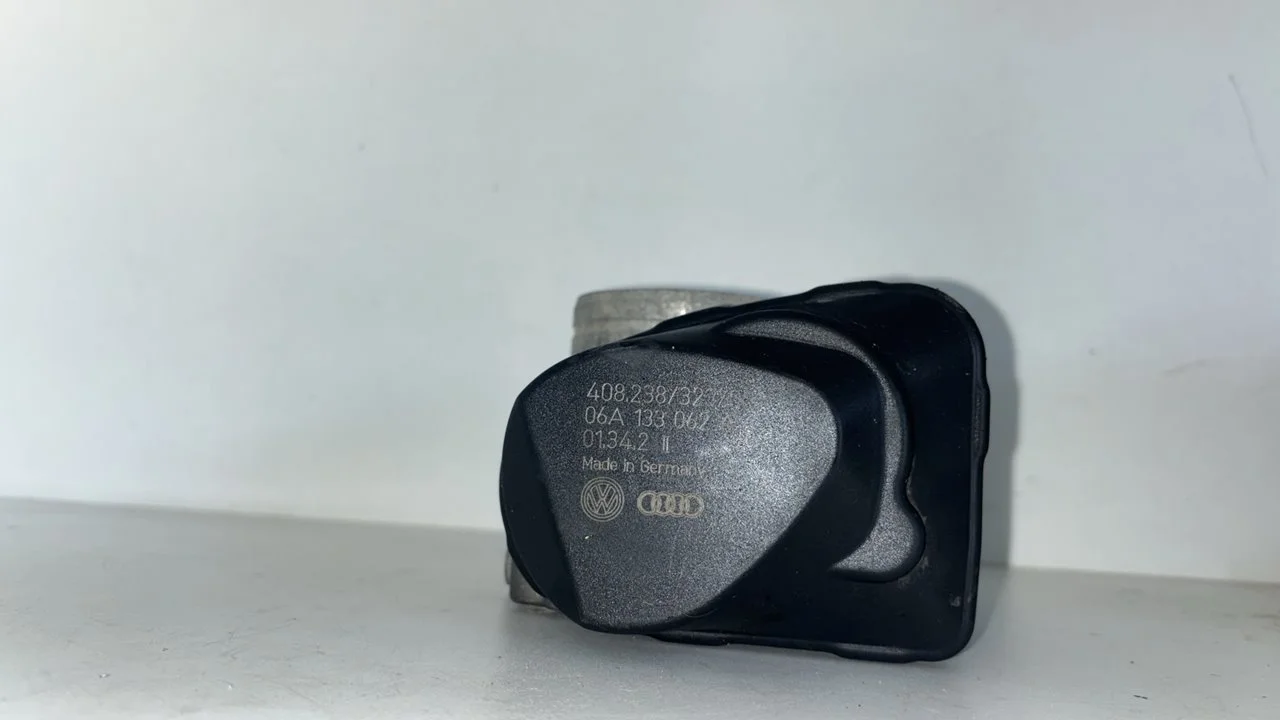 Foto de CAJA MARIPOSA AUDI A3 (8L) referencia 06A 133 062 A