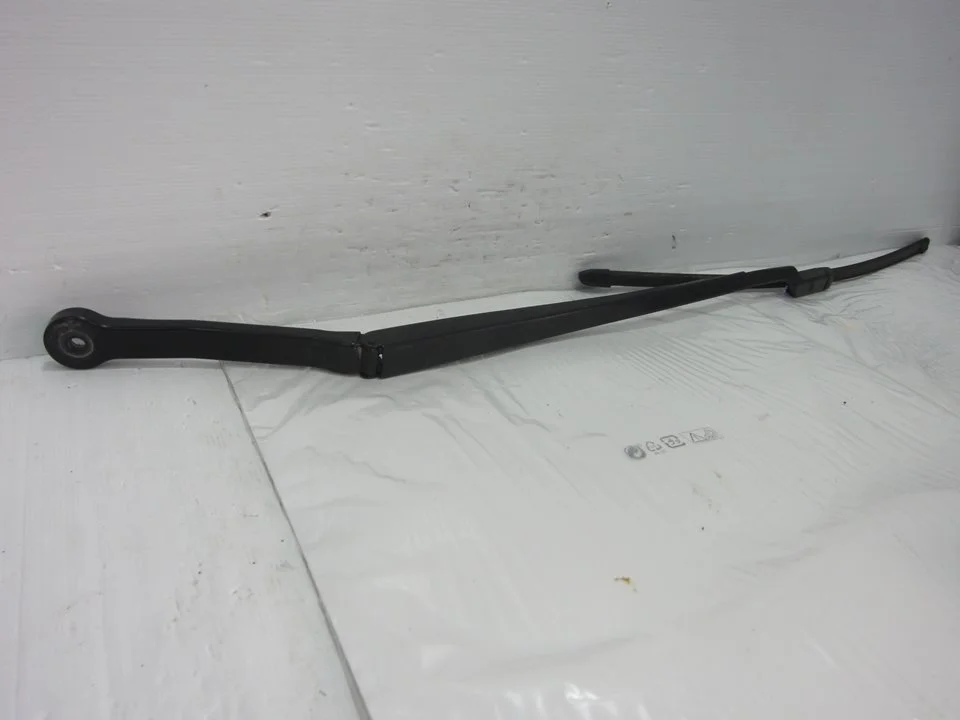 Foto de BRAZO LIMPIA DELANTERO IZQUIERDO BMW SERIE X3 (G01) 3.0 24V Turbodiesel (265 CV / 195 KW) referencia 739901006
