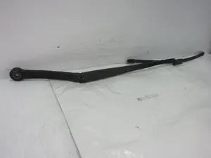 Foto de BRAZO LIMPIA DELANTERO IZQUIERDO BMW SERIE X3 (G01) 3.0 24V Turbodiesel (265 CV / 195 KW) referencia 739901006 foto 1