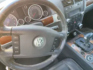 Foto de AIRBAG DELANTERO IZQUIERDO VOLKSWAGEN TOUAREG (7L6) 4.2 V8 32V FSI (350 CV / 257 KW)