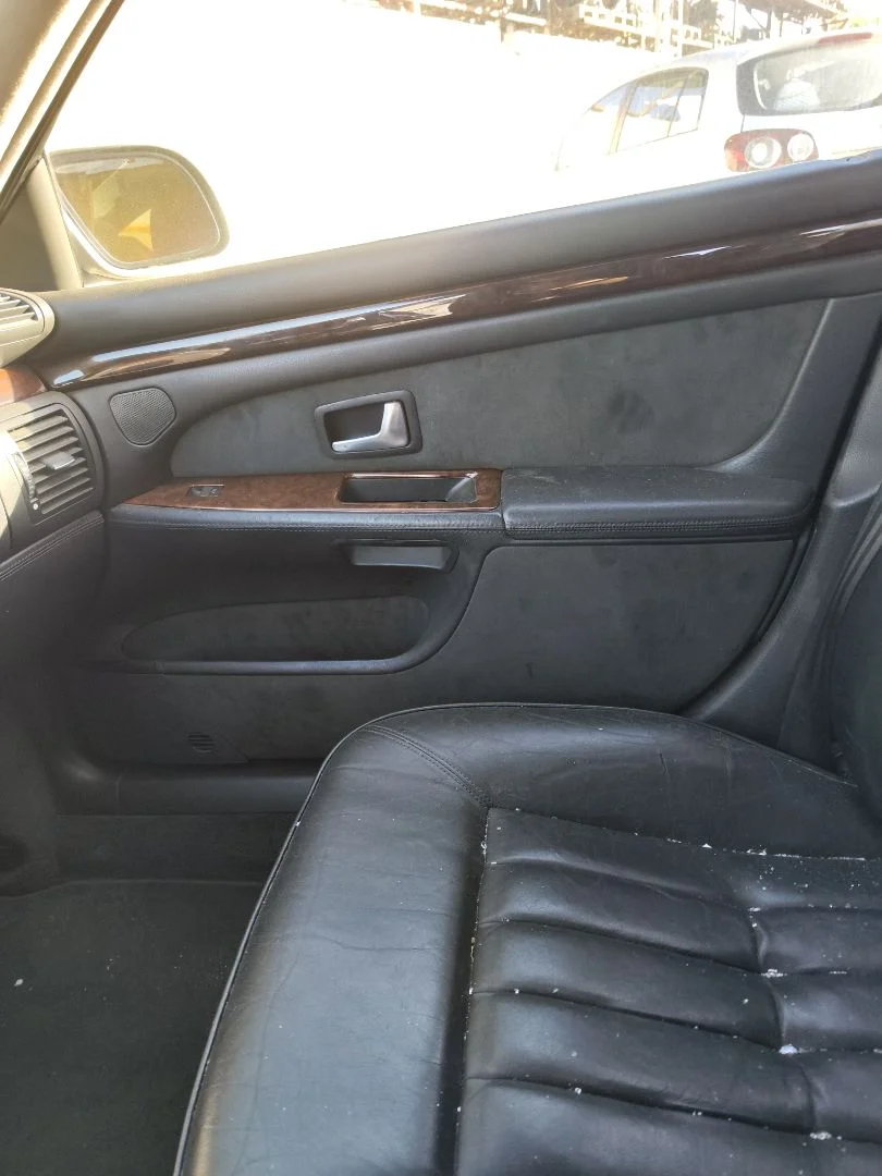 Foto de GUARNECIDO PUERTA DELANTERA DERECHA AUDI A8 (D2) 4.2 V8 40V (310 CV / 228 KW)
