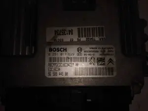 Foto de CENTRALITA MOTOR UCE CITROEN C4 BERLINA referencia 9658944580 foto 2