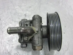 Foto de BOMBA SERVODIRECCION VOLKSWAGEN GOLF IV BERLINA (1J1)(10.1997) 1.9 TDI (131 CV / 96 KW) referencia 1J0423154A foto 6