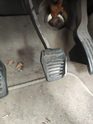 Foto de PEDAL FRENO JAGUAR X-TYPE 2.1 V6 24V CAT (156 CV / 115 KW)