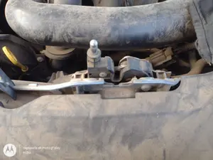 Foto de CERRADURA CAPO FORD FOCUS BERLINA (CAP) 1.8 TDCi Turbodiesel CAT (116 CV / 85 KW) referencia 4895286 foto 1