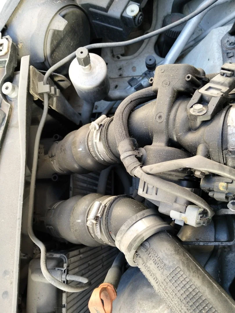 Foto de INTERCOOLER PEUGEOT 308 SW 1.6 HDi FAP CAT (9HZ / DV6TED4) (109 CV / 80 KW)