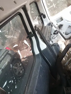 Foto de CINTURON SEGURIDAD TRASERO DERECHO CITROEN BERLINGO 1.9 Diesel (69 CV / 51 KW)