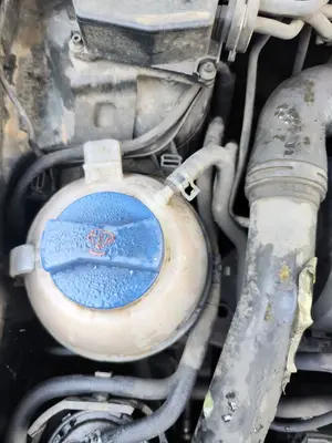 Foto de DEPOSITO EXPANSION SEAT CORDOBA BERLINA (6L2) 1.4 16V (75 CV / 55 KW) referencia 6Q0121407D foto 3