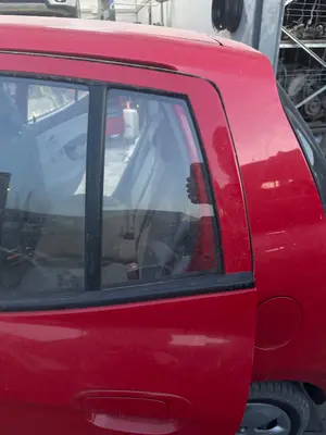 Foto de LUNA CUSTODIA TRASERA IZQUIERDA KIA PICANTO (SA) 1.1 CAT (65 CV / 48 KW)