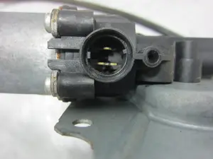 Foto de ELEVALUNAS DELANTERO IZQUIERDO RENAULT CLIO III 1.5 dCi Diesel (68 CV / 50 KW) referencia 400856 foto 2