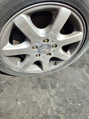 Foto de LLANTA MERCEDES-BENZ SLK (BM 170) ROADSTER 2.0 16V CAT (136 CV / 100 KW) referencia A1704010002