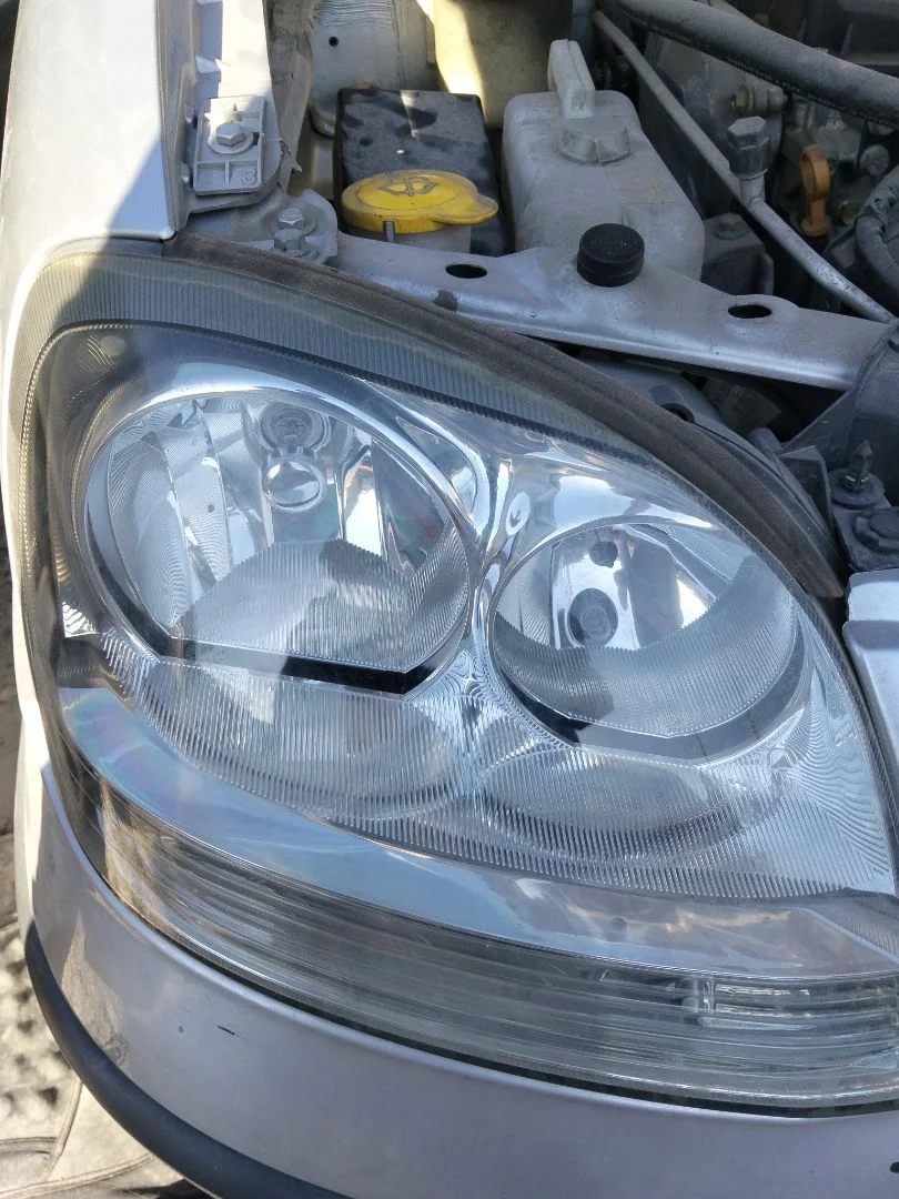 Foto de FARO DERECHO NISSAN ALMERA TINO (V10M) 1.8 16V CAT (114 CV / 84 KW) referencia 26010BU800