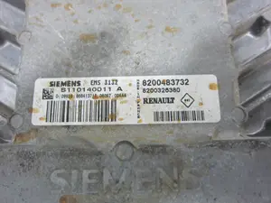 Foto de CENTRALITA MOTOR UCE DACIA LOGAN 1 1.4 CAT (75 CV / 55 KW) referencia 82000483732 foto 4