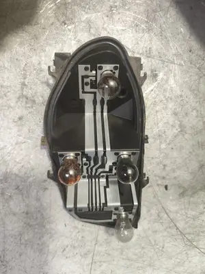 Foto de NO IDENTIFICADO RENAULT CLIO III 1.2 16V (75 CV / 55 KW) referencia 89035086 foto 2