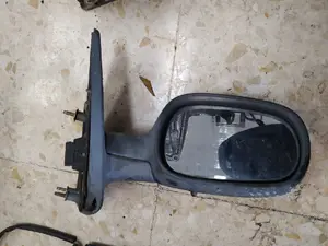 Foto de RETROVISOR DERECHO RENAULT MEGANE I CLASSIC (LA0)