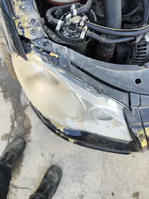 Foto de FARO DERECHO VOLKSWAGEN POLO IV (9N3) 1.9 TDI (101 CV / 74 KW) referencia 6Q1941008 foto 2