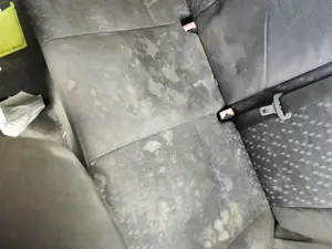 Foto de ENGANCHE CINTURON TRASERO IZQUIERDO FORD FOCUS BERLINA (CAK) 1.6 16V CAT (101 CV / 74 KW)