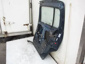 Foto de PUERTA TRASERA DERECHA MAZDA 5 BERLINA (CR) 2.0 Diesel CAT (143 CV / 105 KW) foto 3