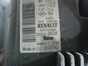 Foto de FARO IZQUIERDO RENAULT CLIO III 1.5 dCi Diesel (68 CV / 50 KW) referencia 8200459824 foto 7