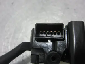 Foto de MANDO MULTIFUNCION HYUNDAI ATOS (EM) 1.1 12V CAT (63 CV / 46 KW) referencia 9340006400 foto 4