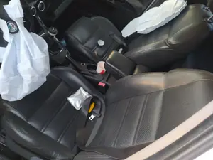 Foto de ASIENTO DELANTERO IZQUIERDO ALFA ROMEO GIULIETTA (191) 1.6 JTDM CAT (105 CV / 77 KW)