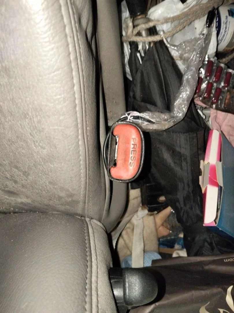 Foto de ENGANCHE CINTURON DELANTERO IZQUIERDO CHRYSLER VOYAGER (RG)