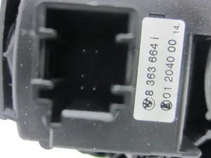 Foto de MANDO MULTIFUNCION BMW SERIE 3 BERLINA (E46) 2.0 16V Diesel CAT (136 CV / 100 KW) referencia 01204000 foto 2