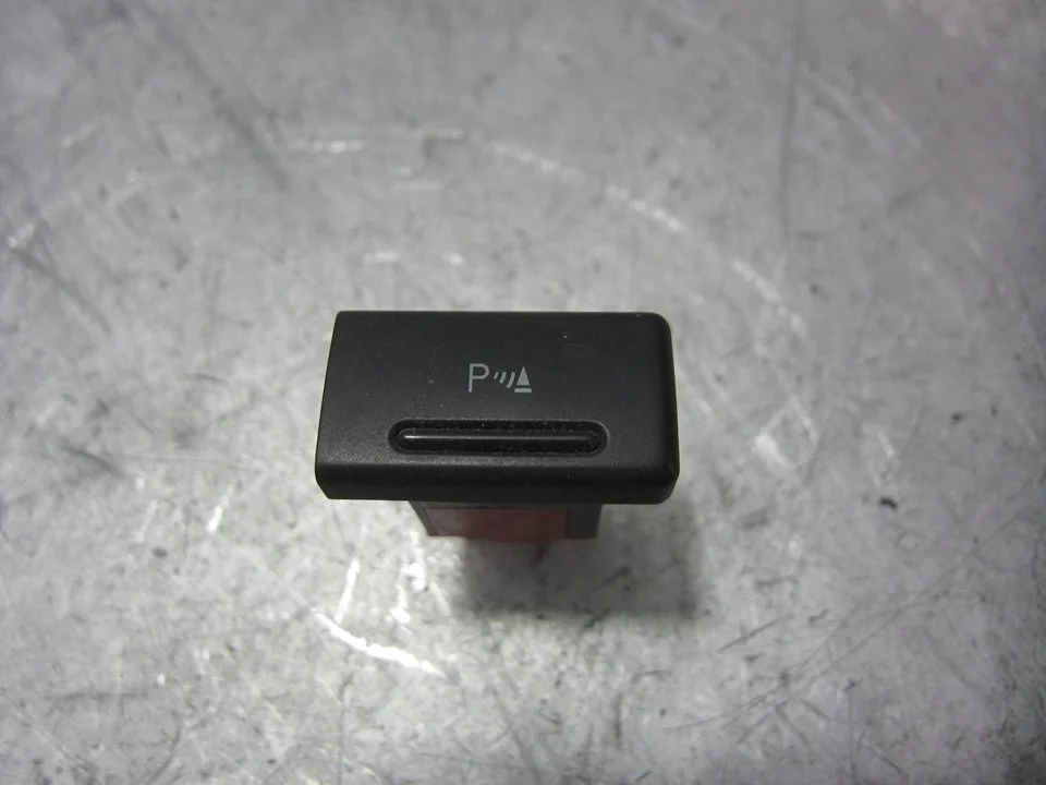 Foto de INTERRUPTOR AUDI A8 (D2) 2.5 V6 24V TDI (180 CV / 132 KW) referencia 4D0919281