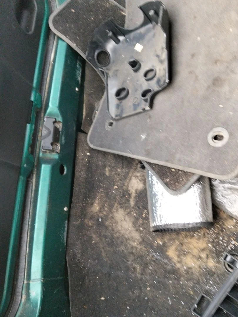 Foto de PANEL TRASERO PEUGEOT 106 (S2) 1.1 (60 CV / 44 KW)