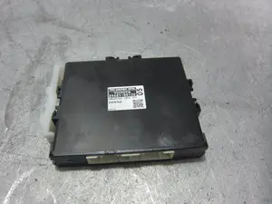Foto de UNIDAD DE CONTROL TOYOTA AVENSIS CROSS SPORT (T27) 1.8 16V CAT (147 CV / 108 KW) referencia 8968105130