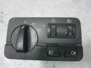 Foto de MANDO LUCES BMW SERIE 3 BERLINA (E46) 2.0 16V Diesel CAT (136 CV / 100 KW) referencia 61318363662 foto 1
