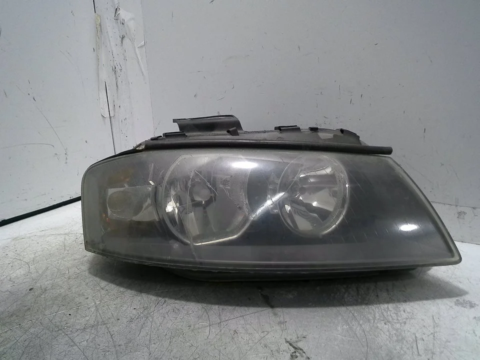 Foto de FARO DERECHO AUDI A3 (8P1) 2.0 16V FSI (150 CV / 110 KW) referencia 1301016093
