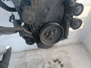 Foto de MOTOR COMPLETO PEUGEOT 206 1.4 (75 CV / 55 KW) referencia KFX foto 4