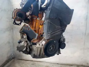 Foto de MOTOR COMPLETO RENAULT SCENIC III (JZ) referencia K9K832 foto 7