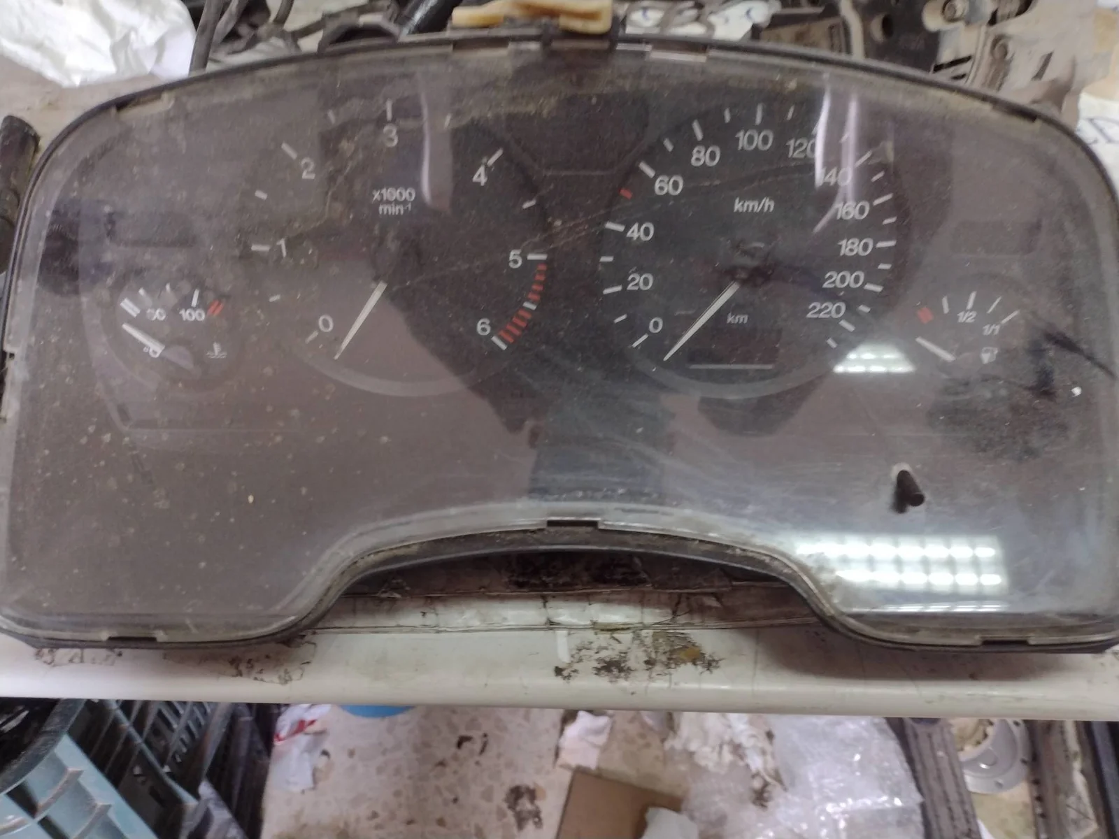Foto de CUADRO INSTRUMENTOS OPEL ZAFIRA A referencia 09228757