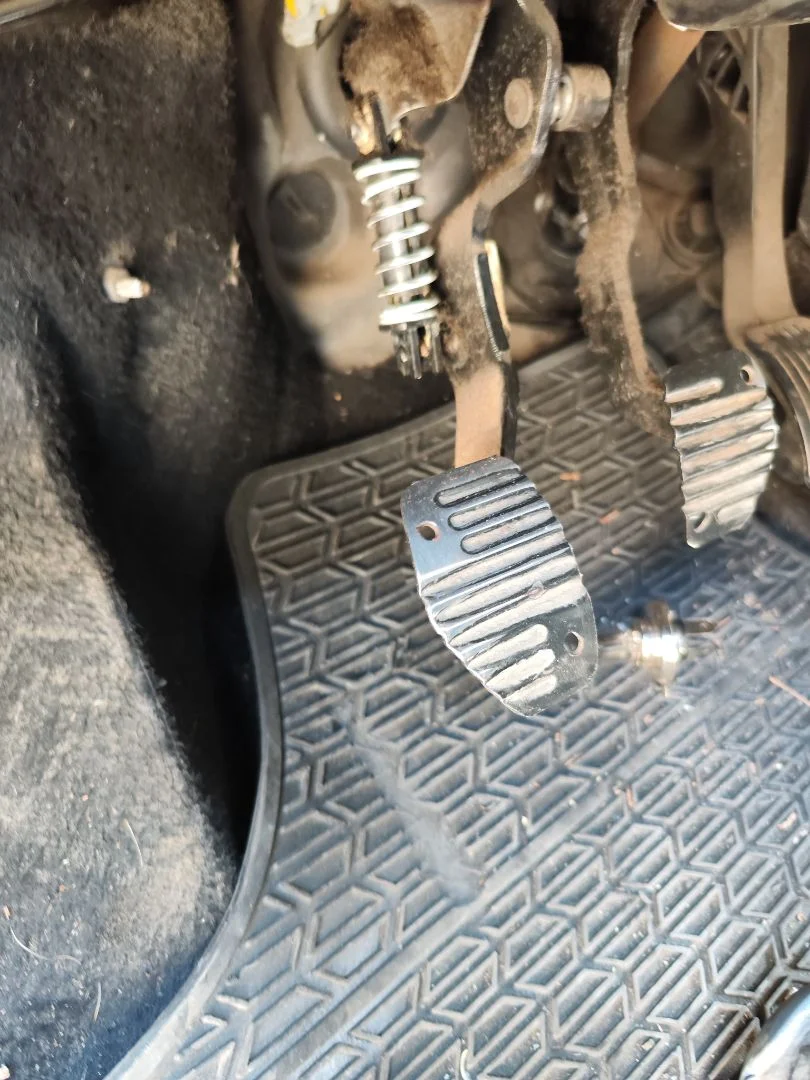 Foto de PEDAL EMBRAGUE CITROEN BERLINGO FURGÓN 1.6 16V HDi FAP (75 CV / 55 KW)