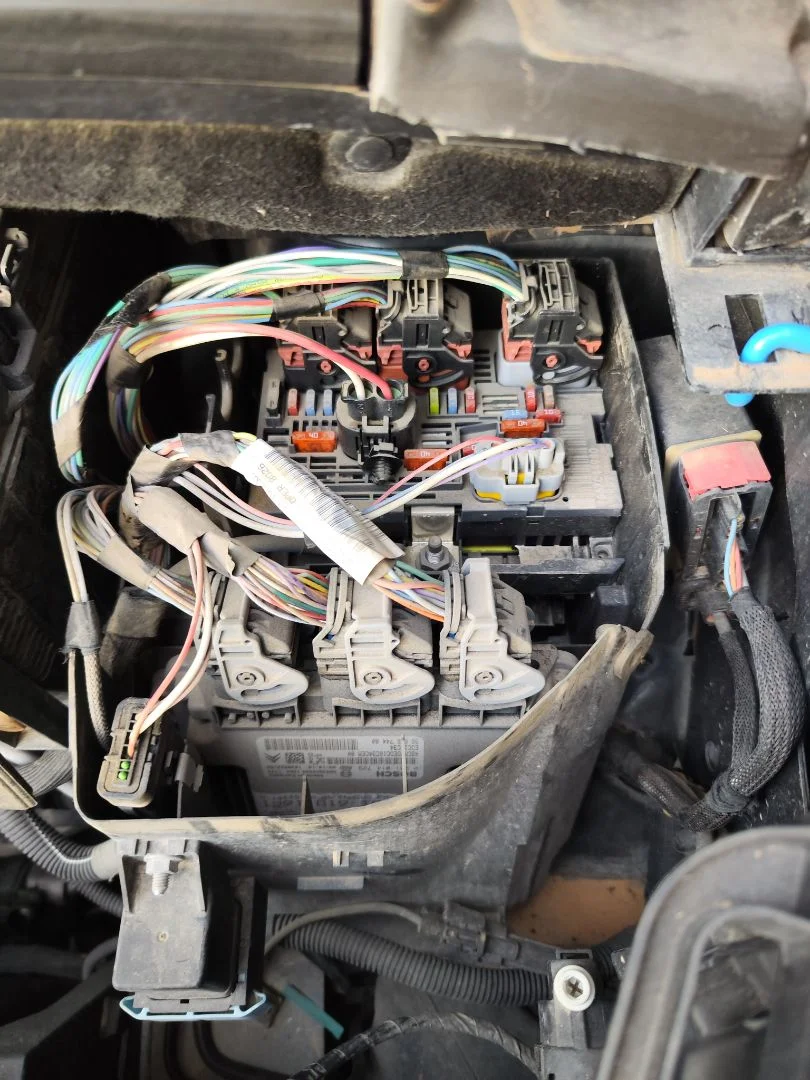 Foto de CAJA FILTRO AIRE PEUGEOT 5008 1.6 HDi FAP CAT (9HZ / DV6TED4) (109 CV / 80 KW)