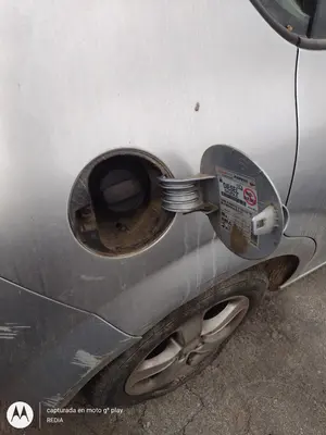 Foto de TAPA EXTERIOR COMBUSTIBLE SEAT LEON (1P1) 1.9 TDI (105 CV / 77 KW) referencia 1P0809905B FKZ