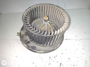Foto de MOTOR CALEFACCION SEAT LEON (1P1) 1.9 TDI (105 CV / 77 KW) referencia 1K1819015