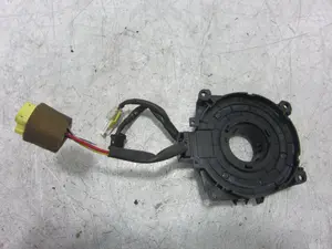 Foto de ANILLO AIRBAG NISSAN ALMERA (N15) 2.0 Diesel (75 CV / 55 KW) referencia Y0098401AB foto 3