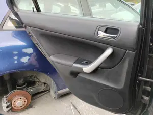 Foto de GUARNECIDO PUERTA TRASERA IZQUIERDA HONDA ACCORD BERLINA (CL/CN) 2.0 VTEC CAT (155 CV / 114 KW)