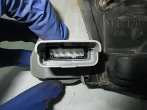 Foto de CERRADURA PUERTA DELANTERA IZQUIERDA CITROEN XSARA PICASSO 1.6 16V HDi (90 CV / 66 KW) foto 2