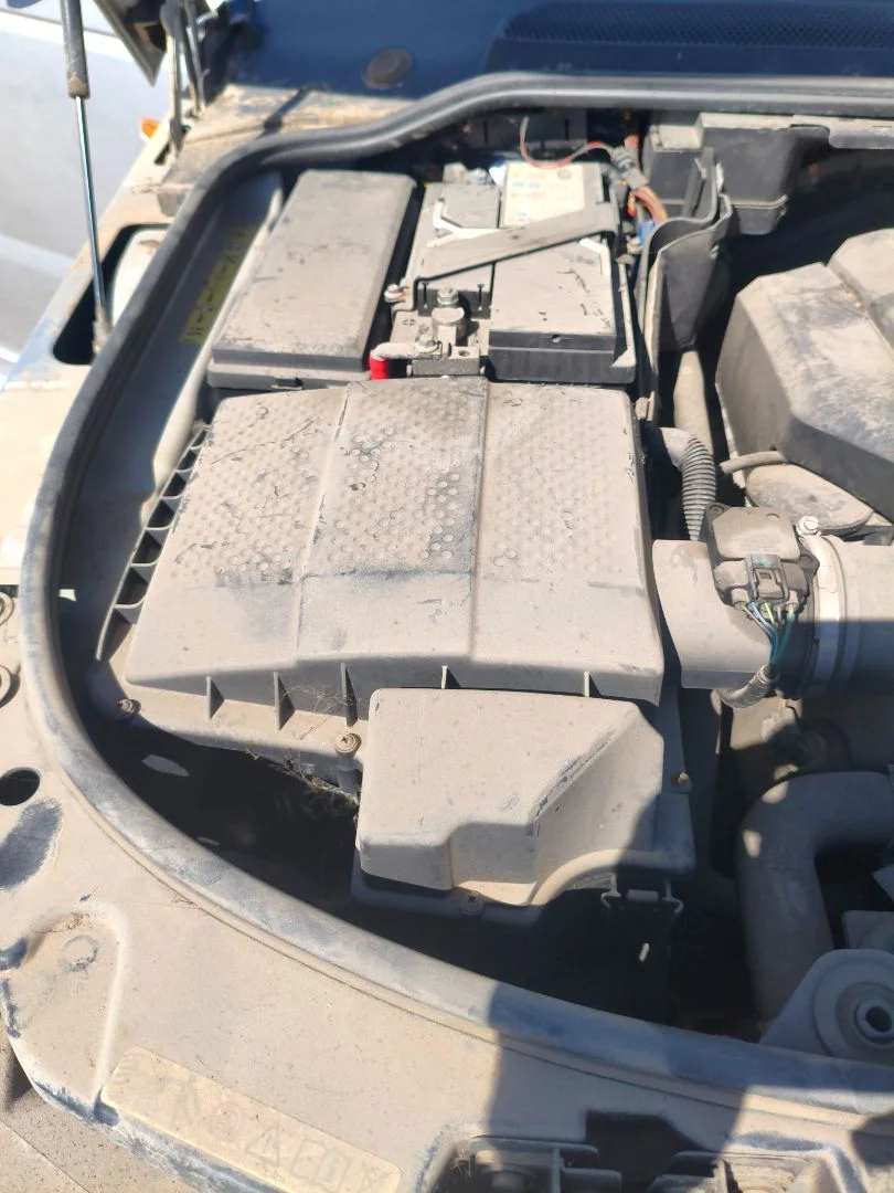 Foto de CAJA FILTRO AIRE LAND ROVER RANGE ROVER SPORT 4.4 V8 CAT (299 CV / 220 KW) referencia PHB000476