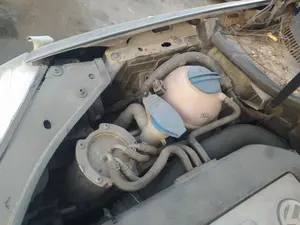 Foto de TUBO PRESION DIRECCION ASISTIDA VOLKSWAGEN GOLF V (1K1)(10.2003) 1.9 TDI (105 CV / 77 KW)