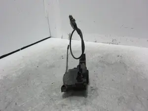 Foto de CERRADURA PUERTA DELANTERA DERECHA RENAULT CLIO III 1.5 dCi Diesel (68 CV / 50 KW) referencia 300125E foto 3