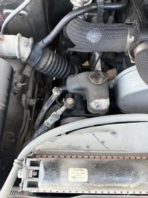 Foto de BOMBA DIRECCION MITSUBISHI GALLOPER (HYUNDAI)(02.1998) 2.5 Turbodiesel (105 CV / 77 KW)